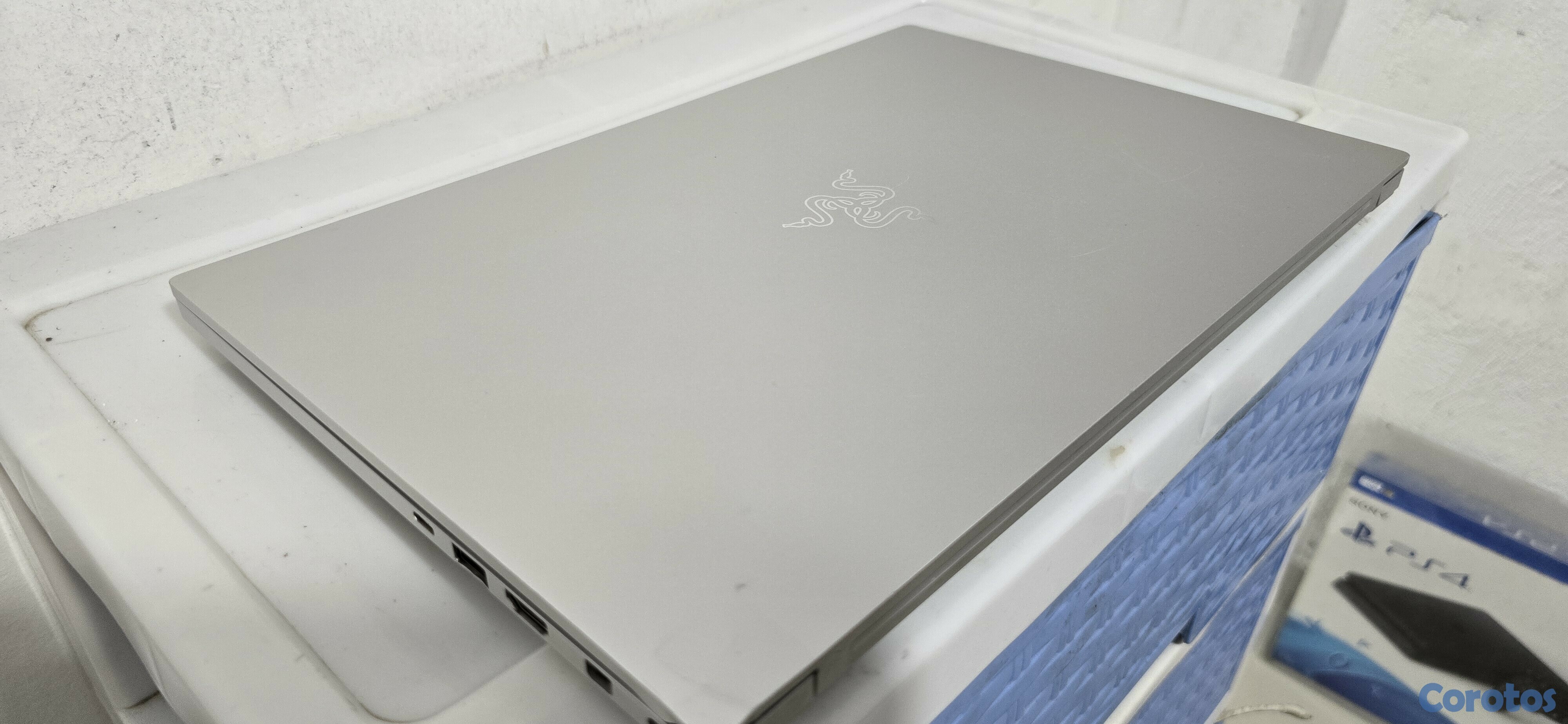 computadoras y laptops - Razer blade Gamer 15 Pulg Core i7 Ram 24gb  Disco 512gb SSD Nvidea Rtx 2060 6gb  3