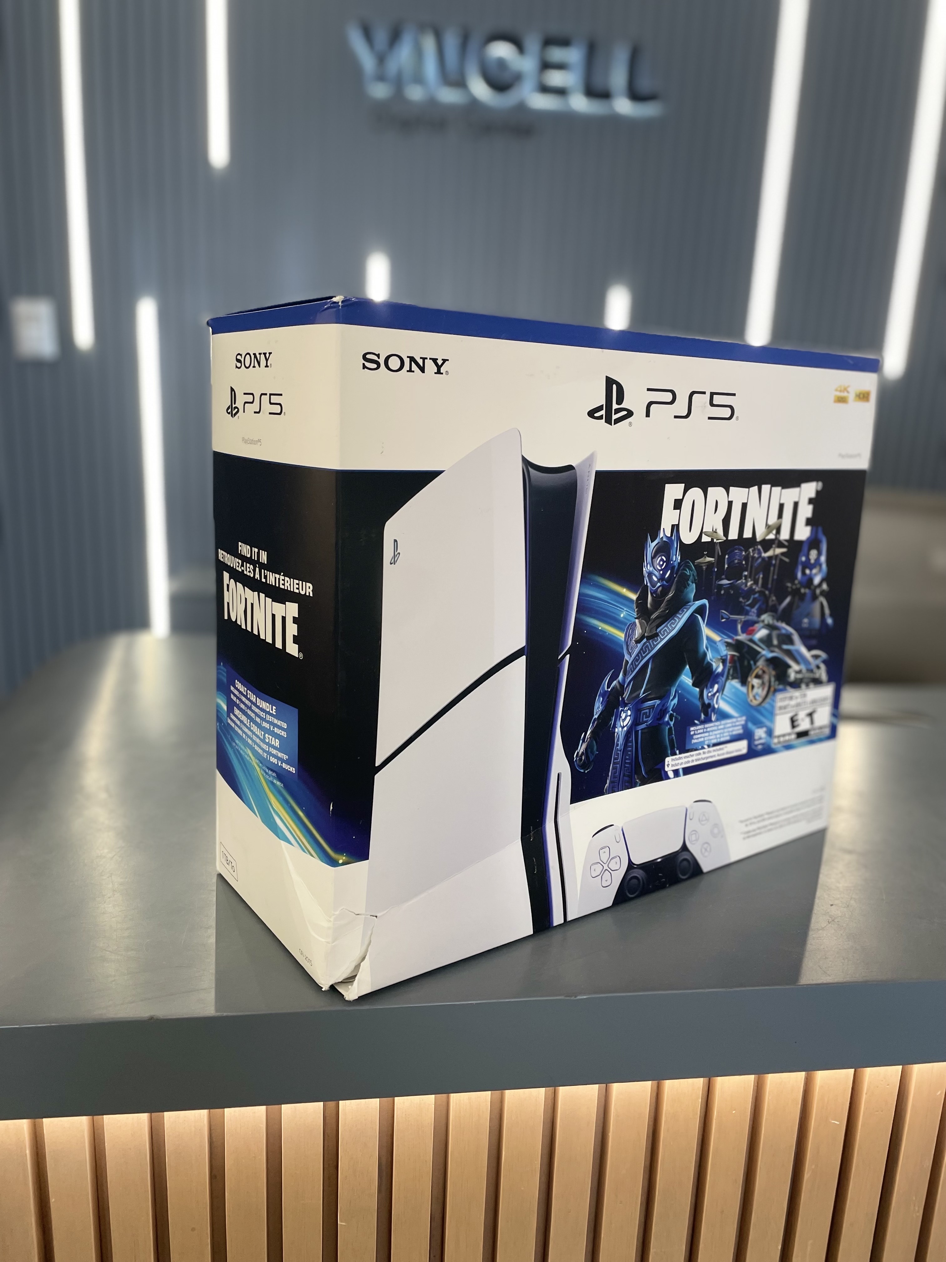 consolas y videojuegos - PLAYSTATION 5 SLIM DE DISCO CON JUEGO (FORNITE)1TB 3