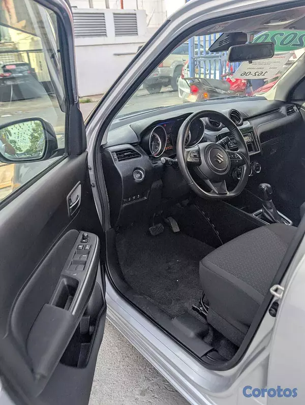 carros - SUZUKI SWIFT 2020 8