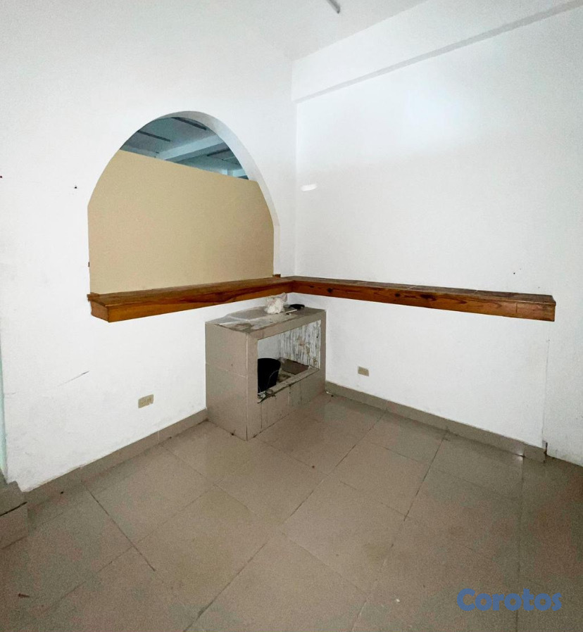 oficinas y locales comerciales - se alquila casa  6