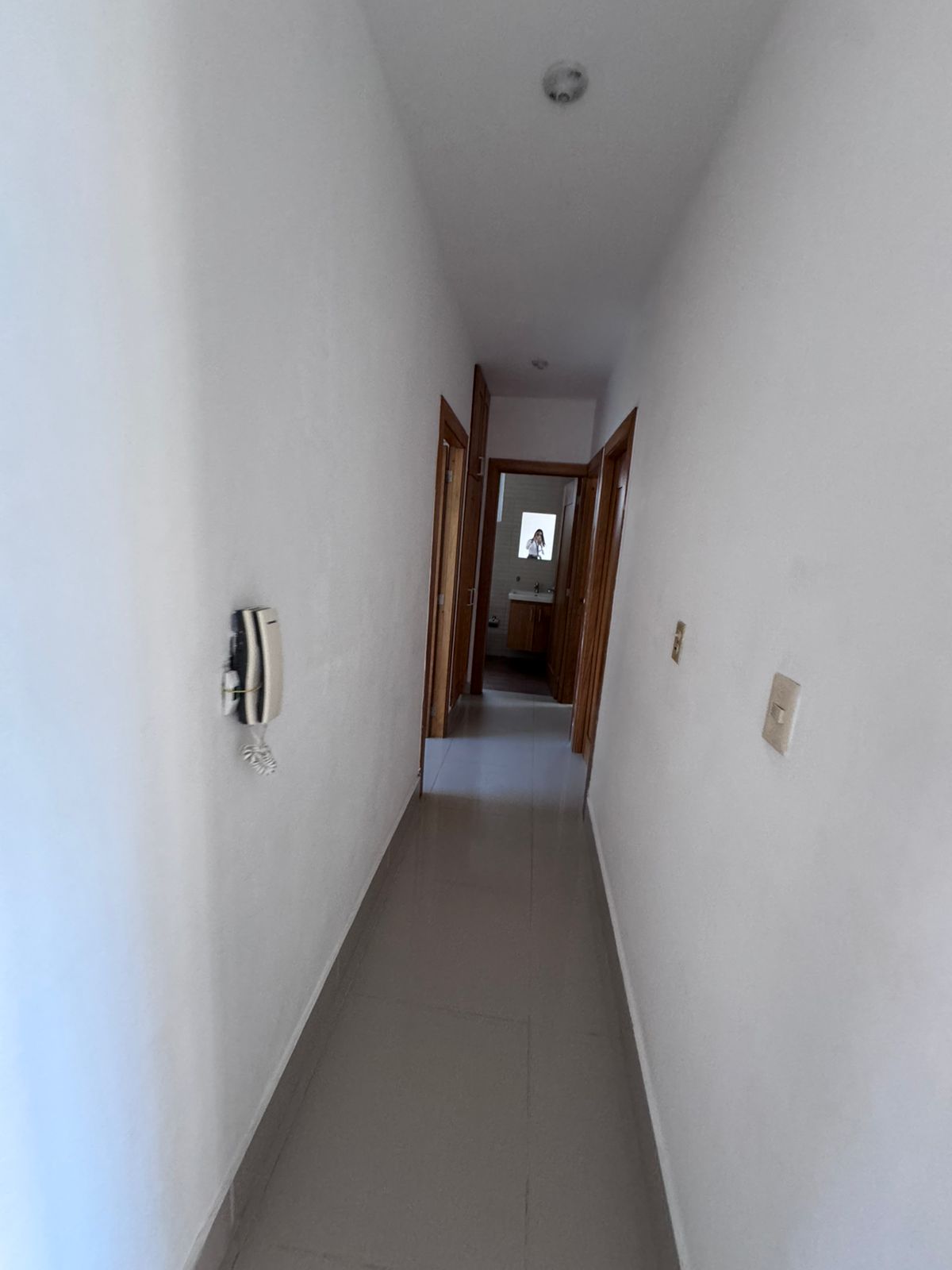 apartamentos - APARTAMENTO EN RENTA EN LOS RIELES, SANTIAGO. 6