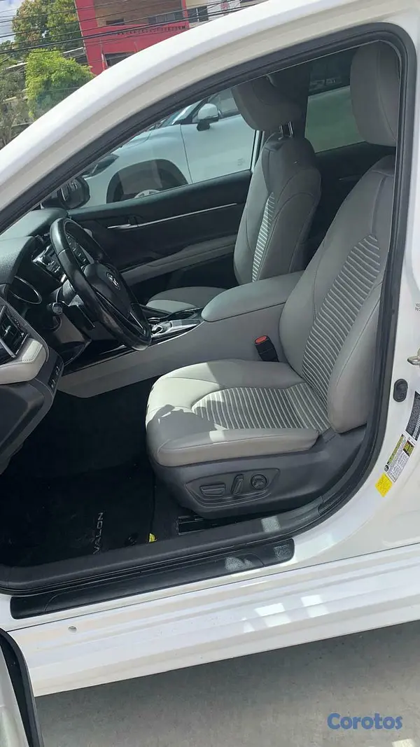 carros - 2020 Toyota Camry SE  7
