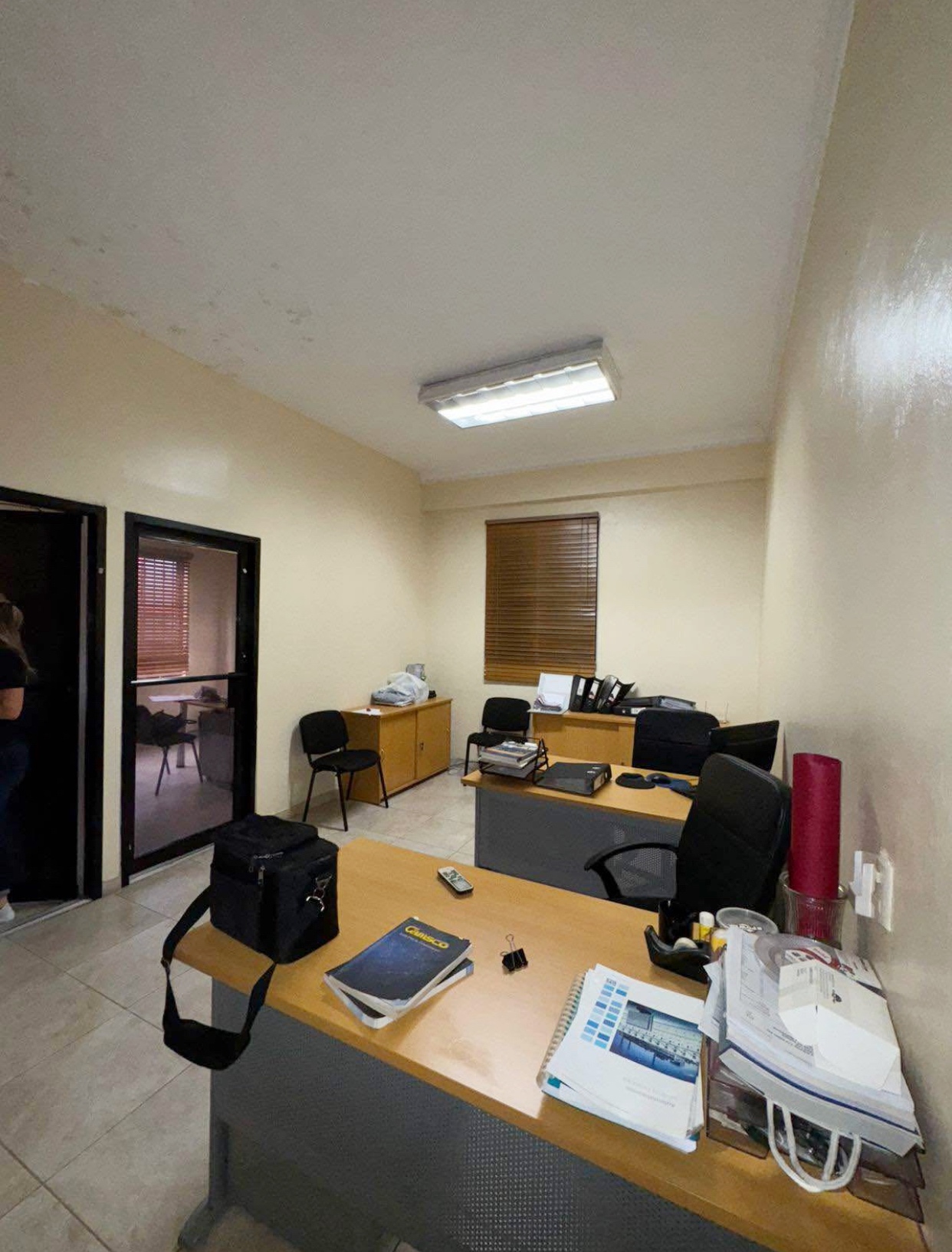 oficinas y locales comerciales - Local tipo nave comercial 2