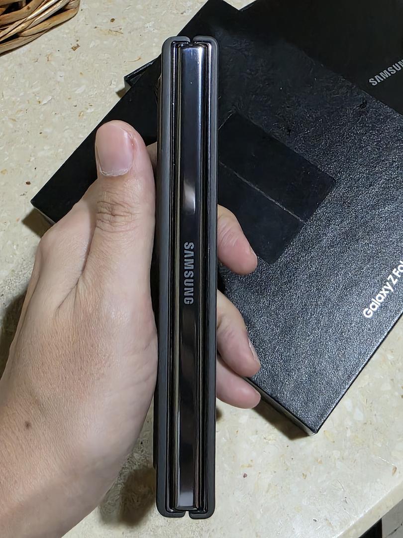 celulares y tabletas - Samsung Galaxy Fold 5 Nuevo + Extras 5