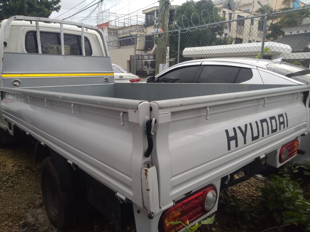 camiones y vehiculos pesados - HYUNDAI PORTER 2017 BLANCO 2