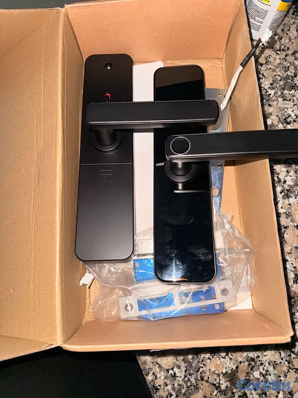 otros electronicos - Smart Door Lock (Cerraduta Inteligente) Touch, con huellas dáctilares nuevo 2