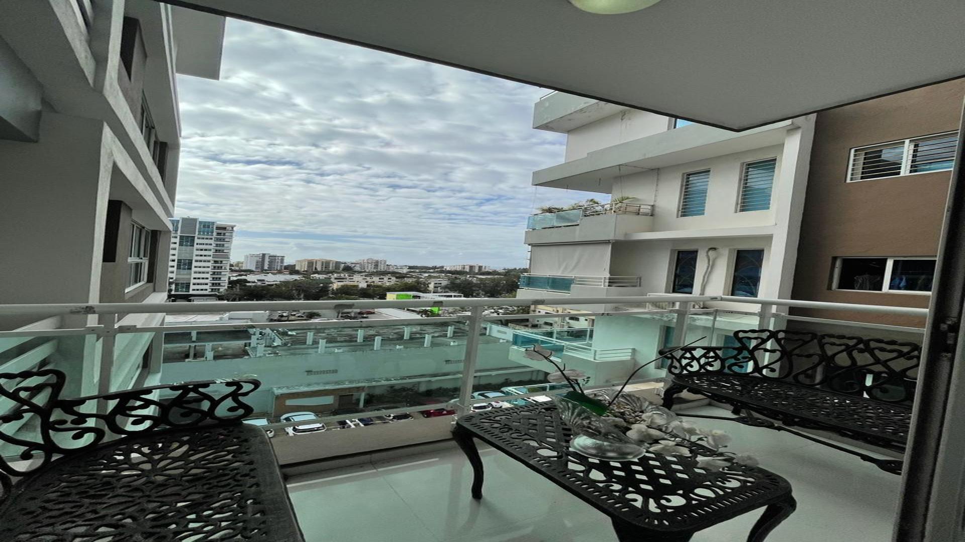 apartamentos - SE VENDE APARTAMENTO EN BELLA VISTA, 3 HABT,LOBBY,ASCENSOR,TERRAZA ,2 PARQUEOS 4