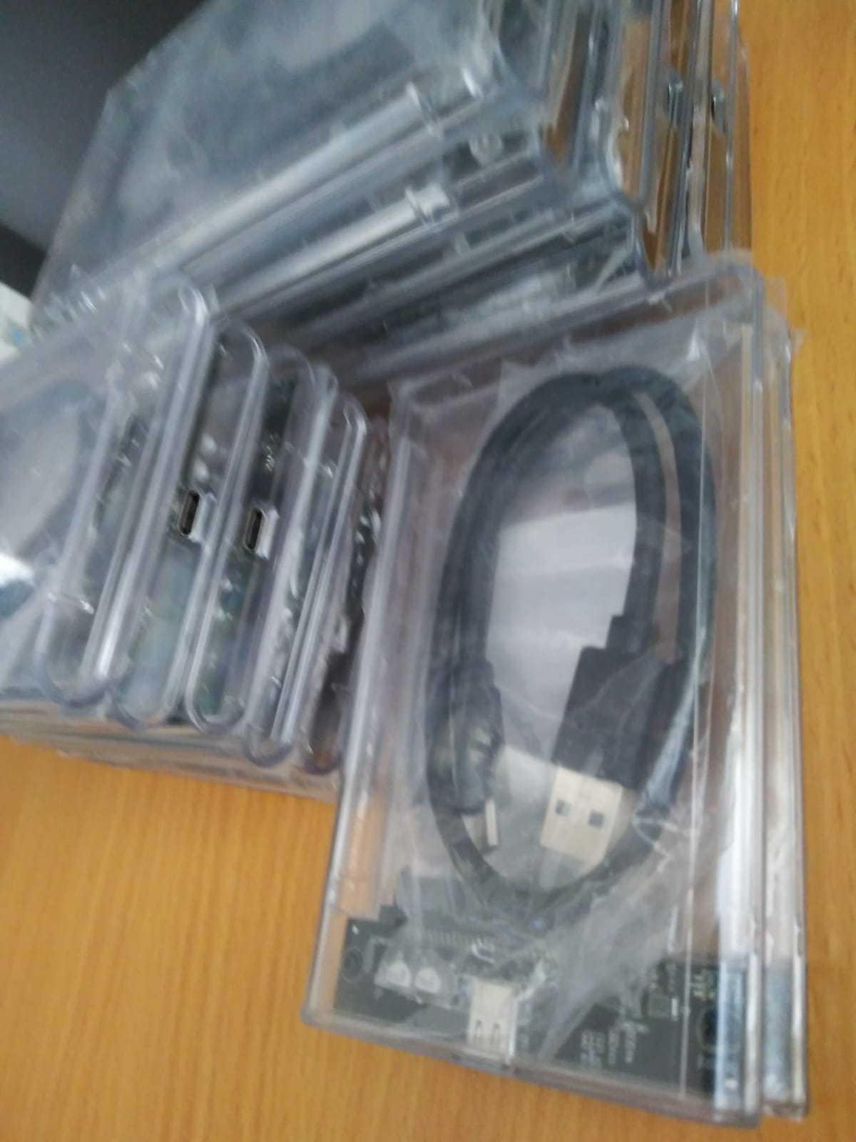 computadoras y laptops - Enclouser 2.5 Pulgadas Para Disco Duros SATA a USB