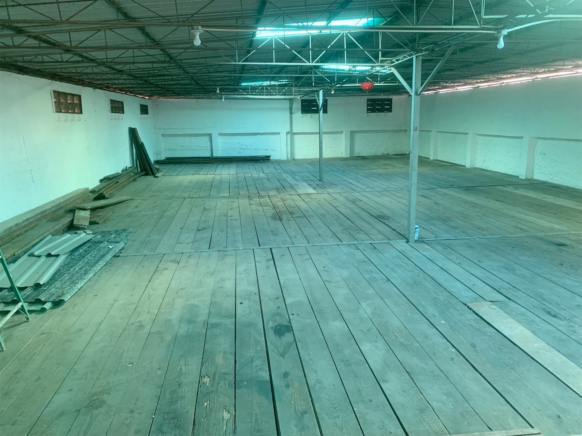 oficinas y locales comerciales - De oportunidad nave en alquiler 9