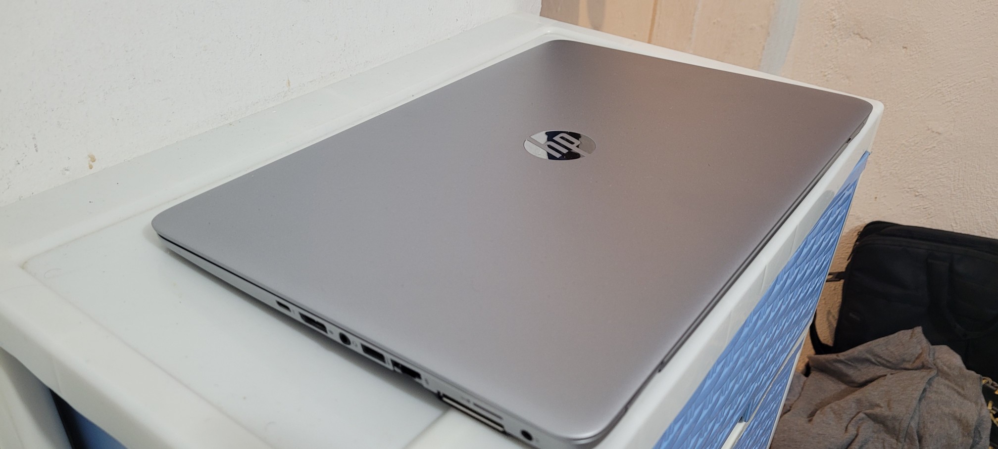 computadoras y laptops - Laptop hp G2 14 Pulg Core i5 6ta Ram 128gb  SSD Y 320gb full 2