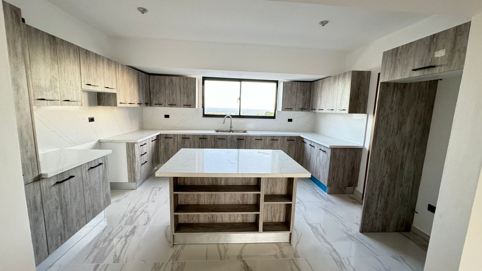 penthouses - Vendo Penthouse en Mirador Sur, nivel 8 completo   2