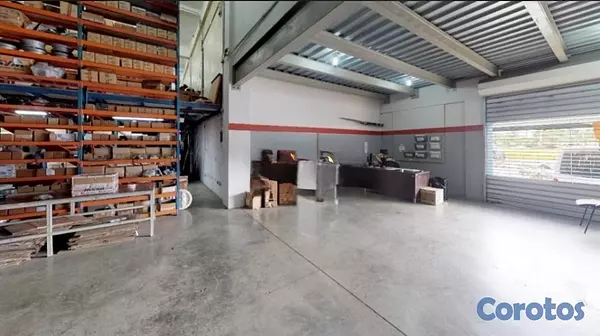 oficinas y locales comerciales - LOCAL COMERCIAL  4