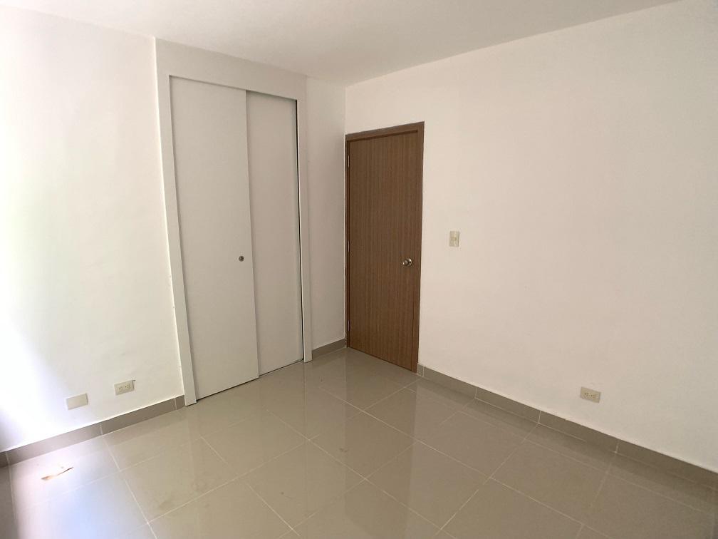 apartamentos - 5TO NIVEL CON ASCENSOR Y PISCINA AV. HISPANOAMERICANA SANTIAGO 10