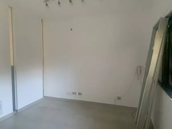oficinas y locales comerciales - Local en los prados  4