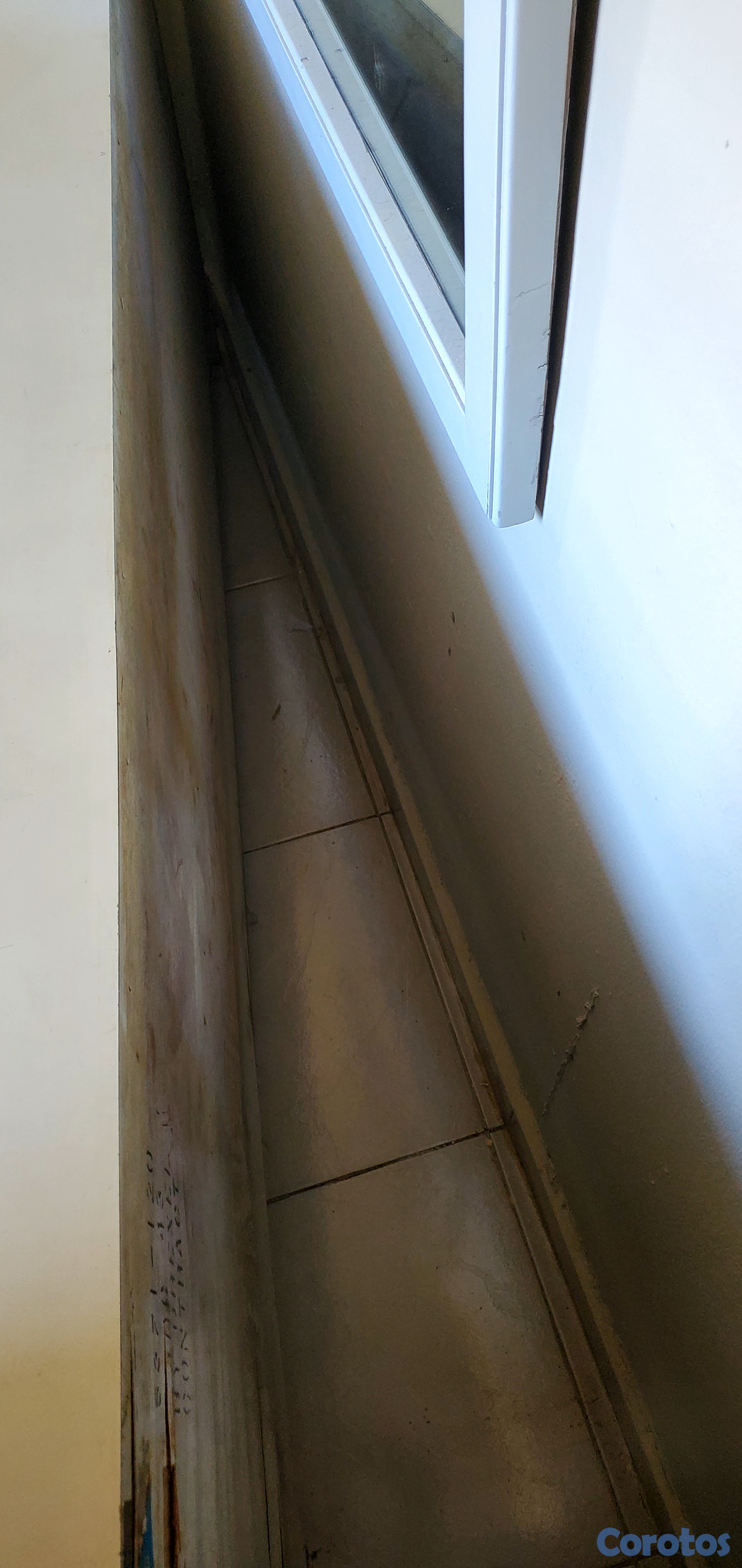 muebles y colchones - Gavetero Comoda 4 cajones. Espejo. Madera Solida 4