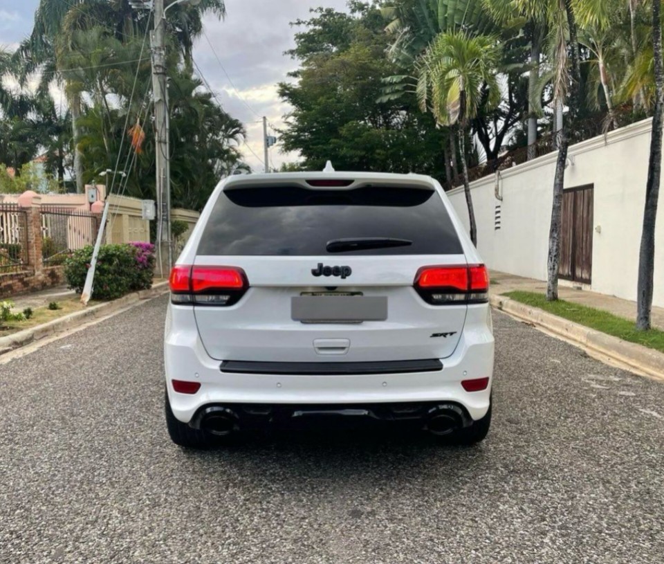 jeepetas y camionetas - Jeep grand cherokee srt 2018 1