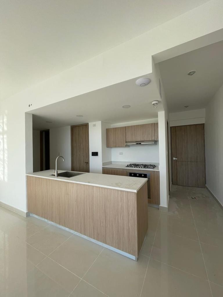 apartamentos - Apartamento de 3 Habitaciones, Torre Liviera 
Ave. Hispanoamericana  1