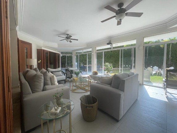 casas - Casa en Venta en Cuesta hermosa II 4