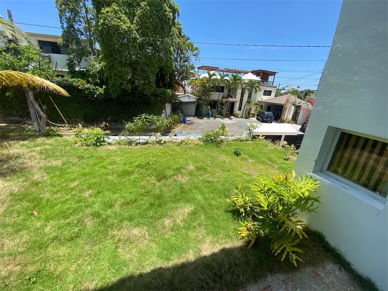 casas - Venta de casa en el Distrito Nacional cerca del jardín botánico Santo Domingo 2