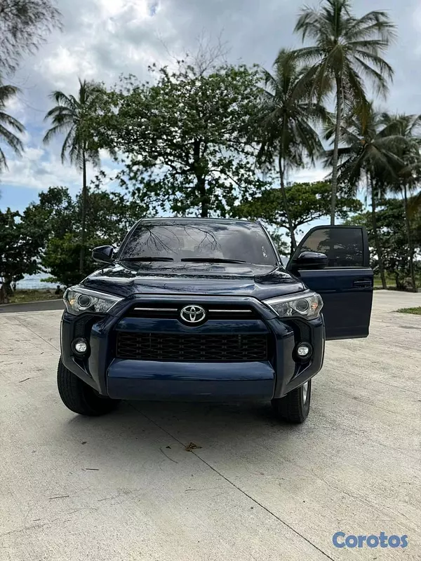 jeepetas y camionetas - Toyota 4runner sr5 2024 11