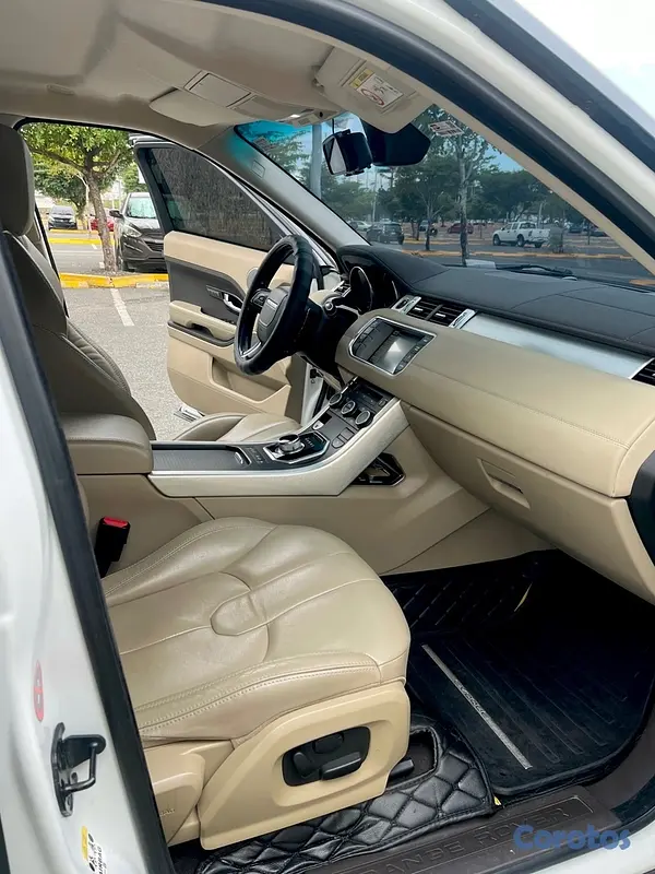 jeepetas y camionetas - Range Rover Evoque 2015: SUV compacto de lujo y estilo deportivo 4