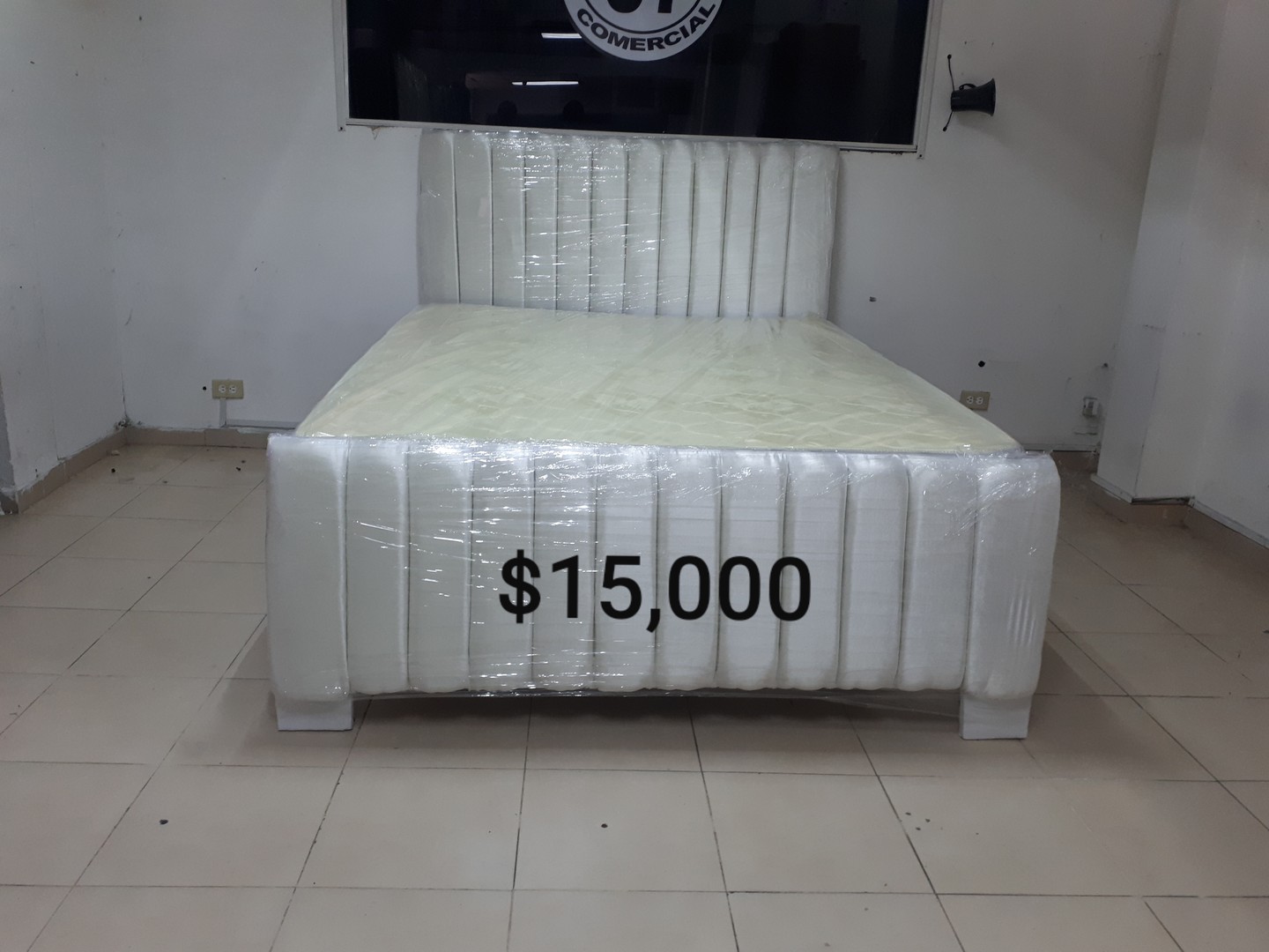muebles y colchones - Cama color Blanco con Colchon Incluido