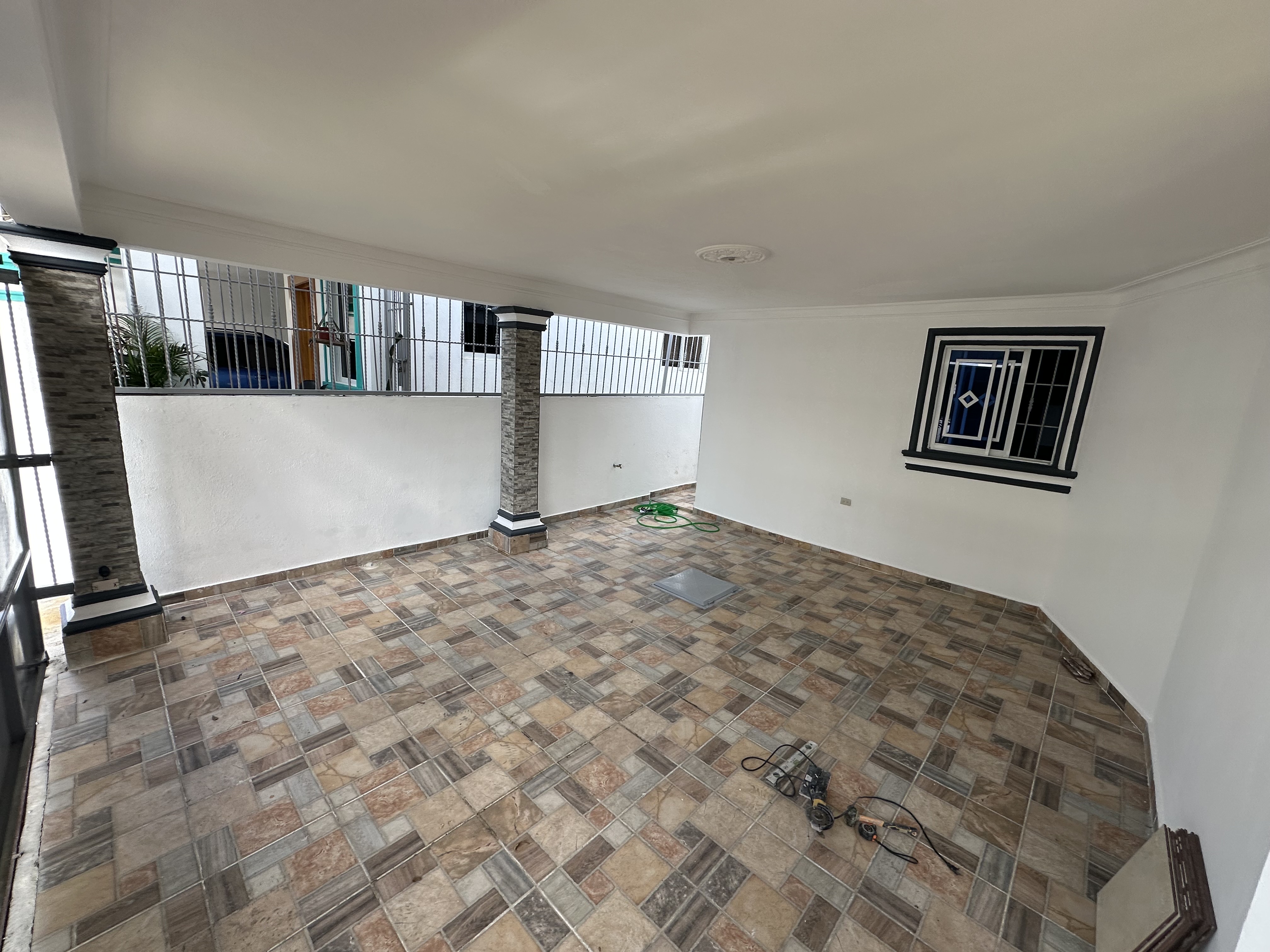 casas - CASA EN VENTA EN SANTIAGO DE LOS CABALLEROS EN OFERTA  2