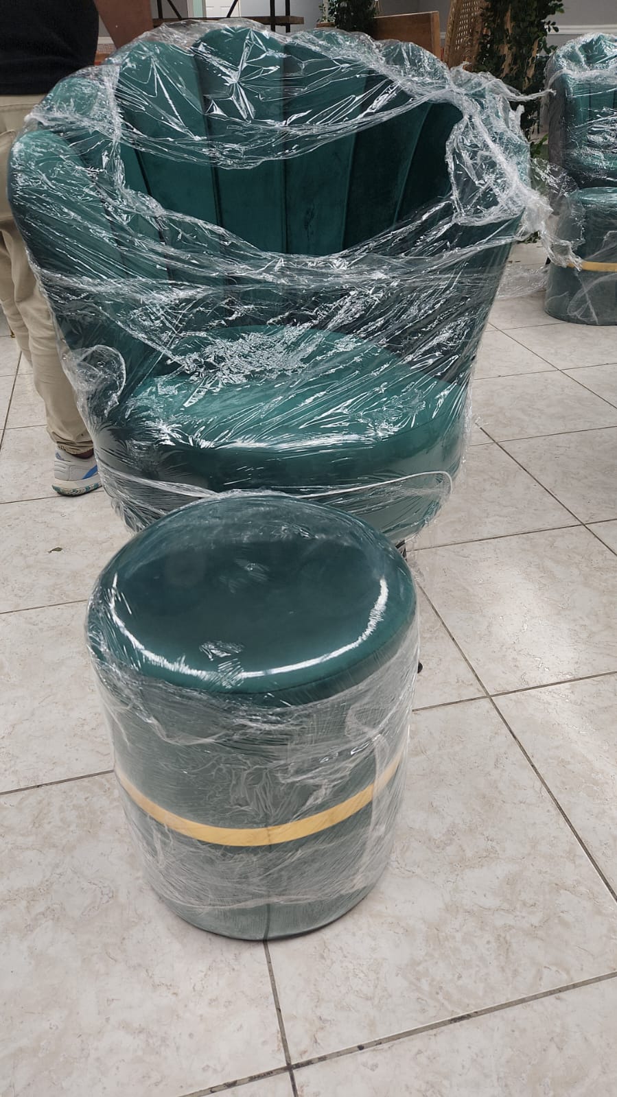 muebles y colchones - Se vende juego de recibo  2