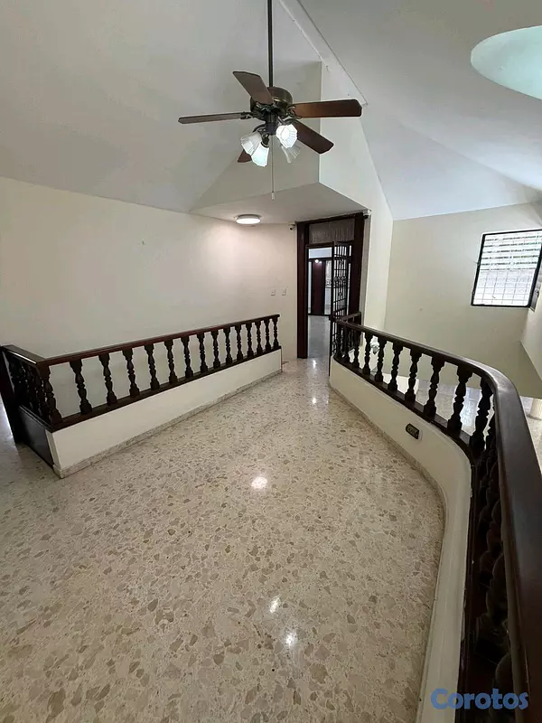 casas - Alquiler de Casa en Julieta Morales 8