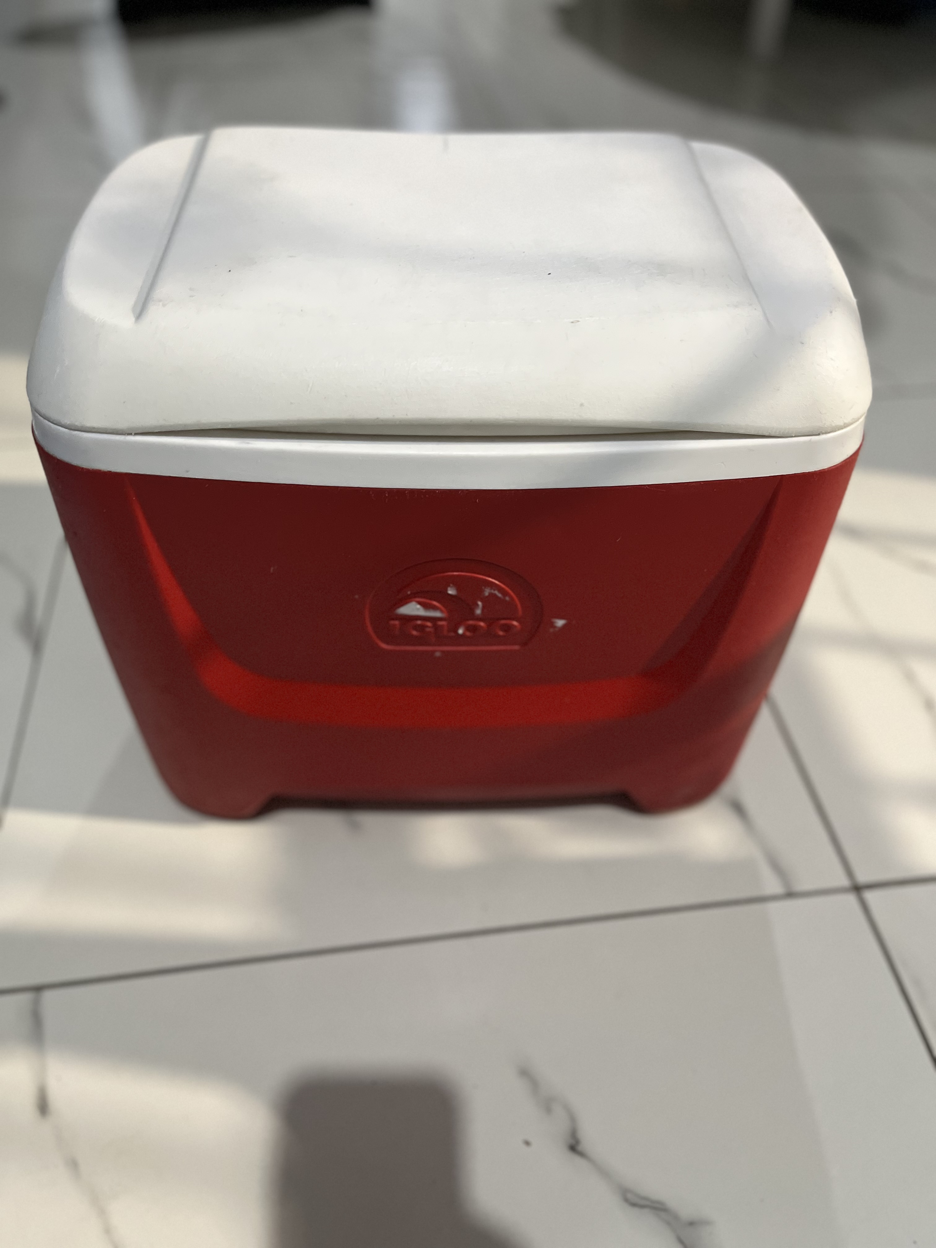 electrodomesticos - neverita playera marca igloo súper espaciosa usada