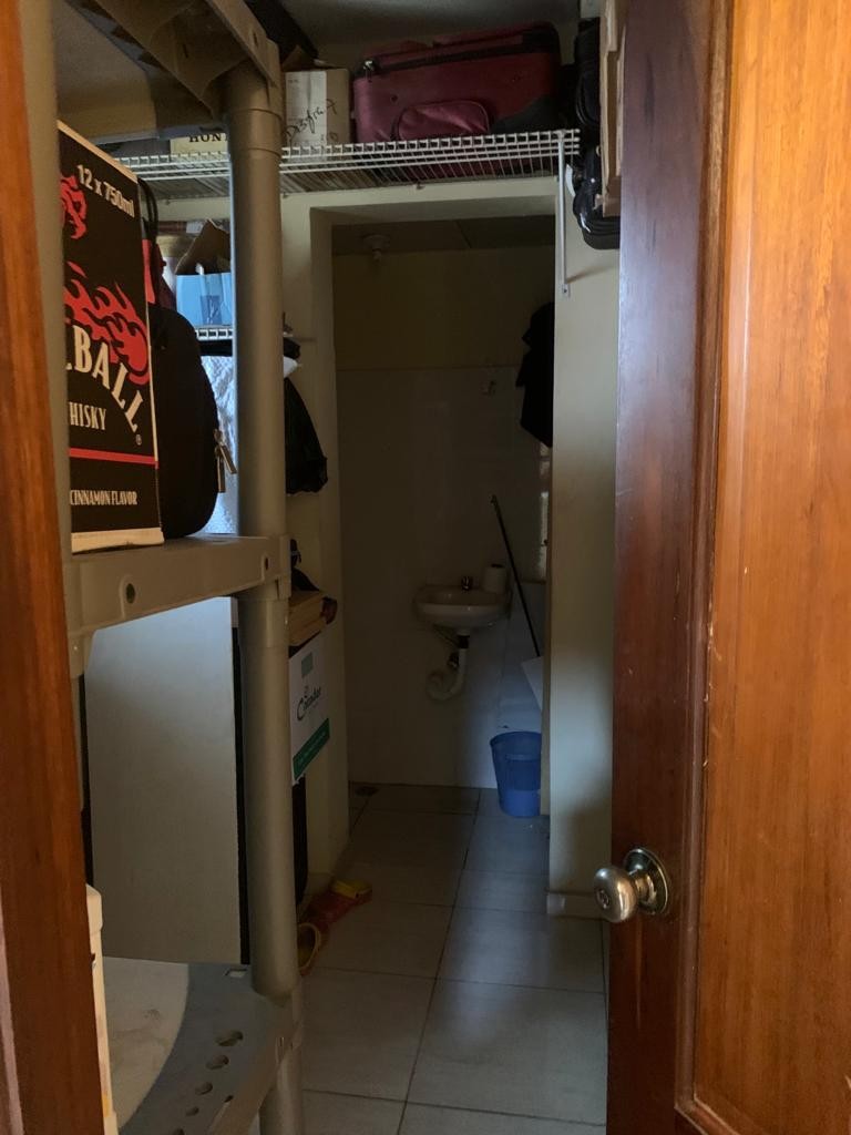 casas - VENDO Casa De 2 Niveles En Residencial Cerrado Altos De Arroyo Hondo III

 3