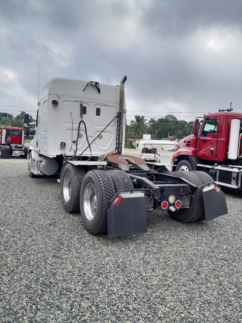 camiones y vehiculos pesados - FREIGHTLINER CASCADIA año 2011 5