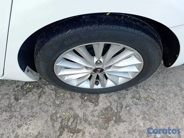 carros - KIA K7 2020 BLANCO 10