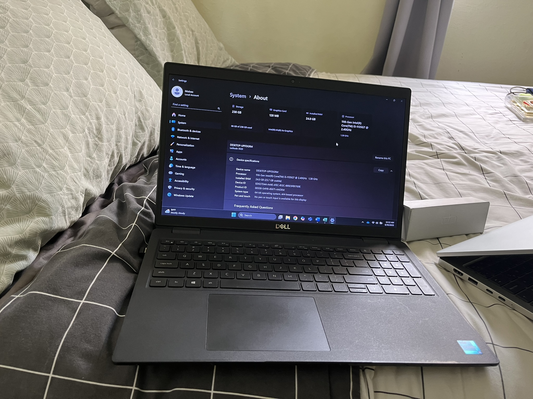 computadoras y laptops - Dell Latitude 3520 1