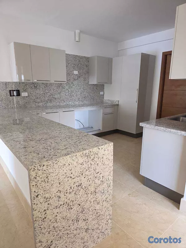 apartamentos - CACICAZGOS VENDE PISO ALTO EXCLUSIVA TORRE UBICACI 9