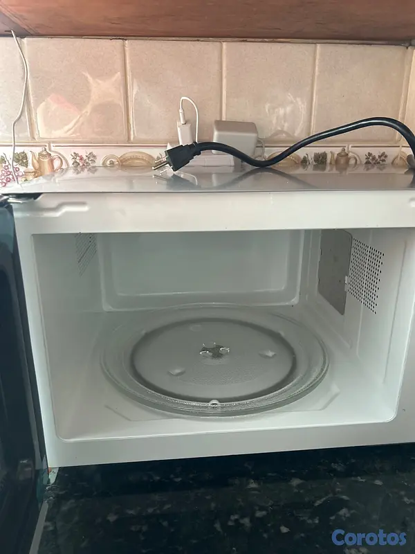 electrodomesticos - Microondas Whirlpool 2