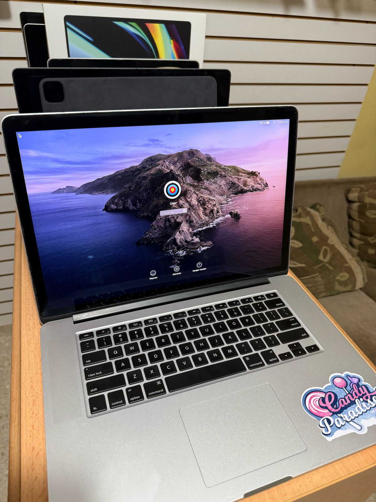 computadoras y laptops - MacBook Pro A1398 Core i7 2.3 Ghz 4 nucleos 2012  0