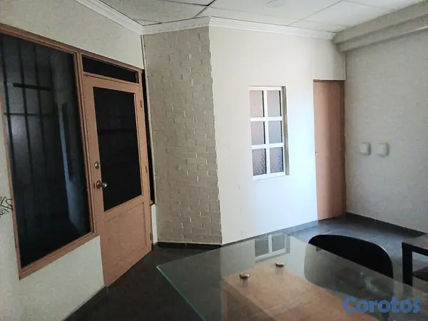 oficinas y locales comerciales - LOCAL COMERCIAL. 3