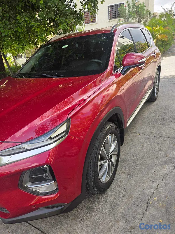jeepetas y camionetas - Hyudai Santa Fe en venta 5