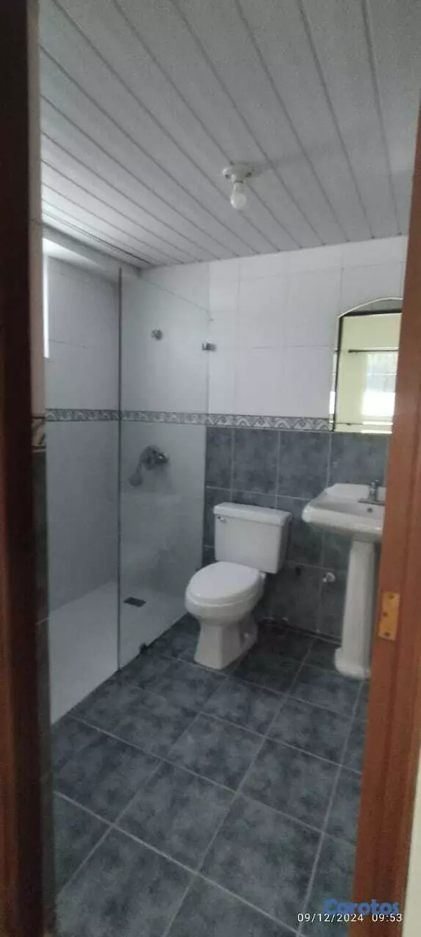 apartamentos - Se Alquila Amplio Apartamento en El Real 5