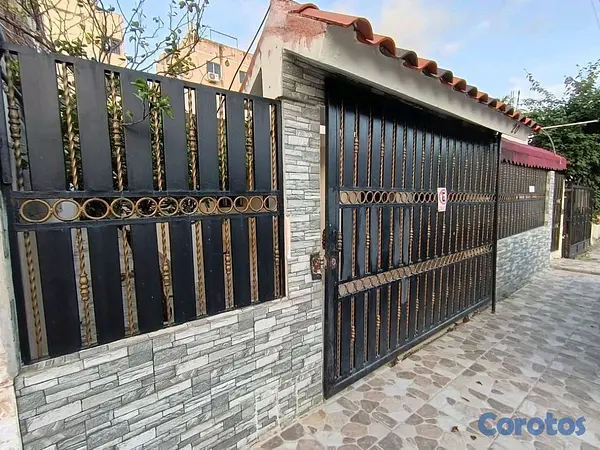 casas - Vendo Casa en Santo Domingo a 5 minutos de Carrefour  9