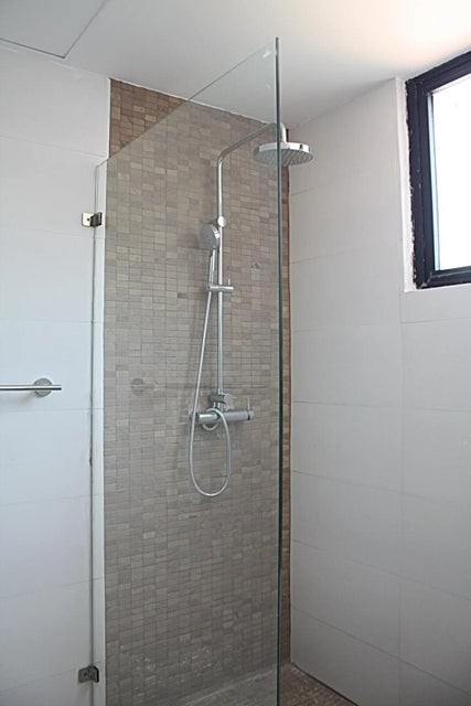 apartamentos - Apartamento en alquiler #24-1613 Piantini, amplio, 3 hab. 3.5 baños, 4 parqueos. 6