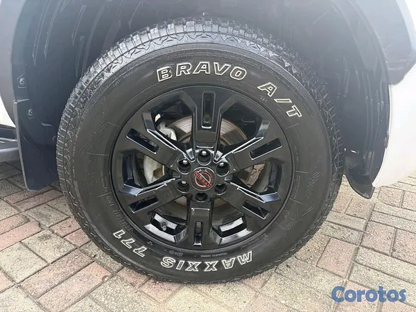 jeepetas y camionetas - Nissan frontier pro x 2024 12