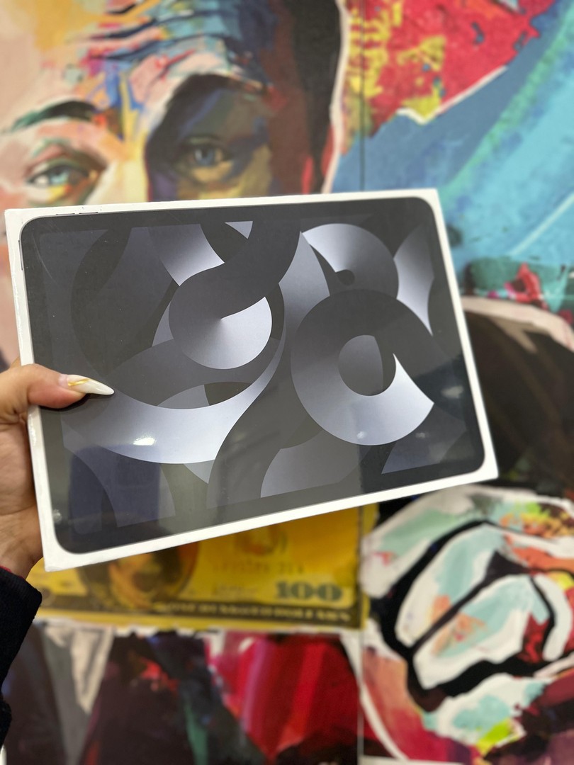 celulares y tabletas - IPAD AIR 5TH GENERACION 256GB WI-FI NUEVA SELLADA SPACE GRAY  0