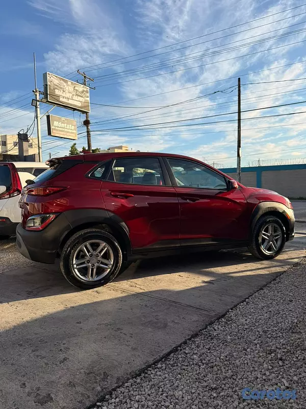 jeepetas y camionetas - HYUNDAI KONA SE 2023 4