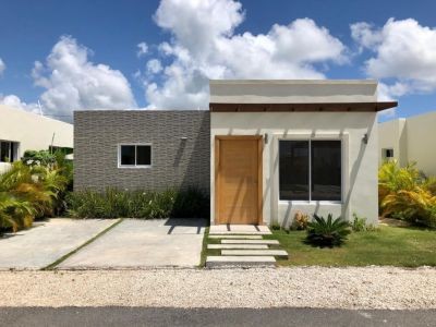 casas vacacionales y villas - Coquetas Villas Pequeñas con 2 Habitaciones en Proyecto Cerrado