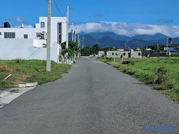 solares y terrenos - Tu inversión ideal en Sombrero! Solar de 344 m² en 3