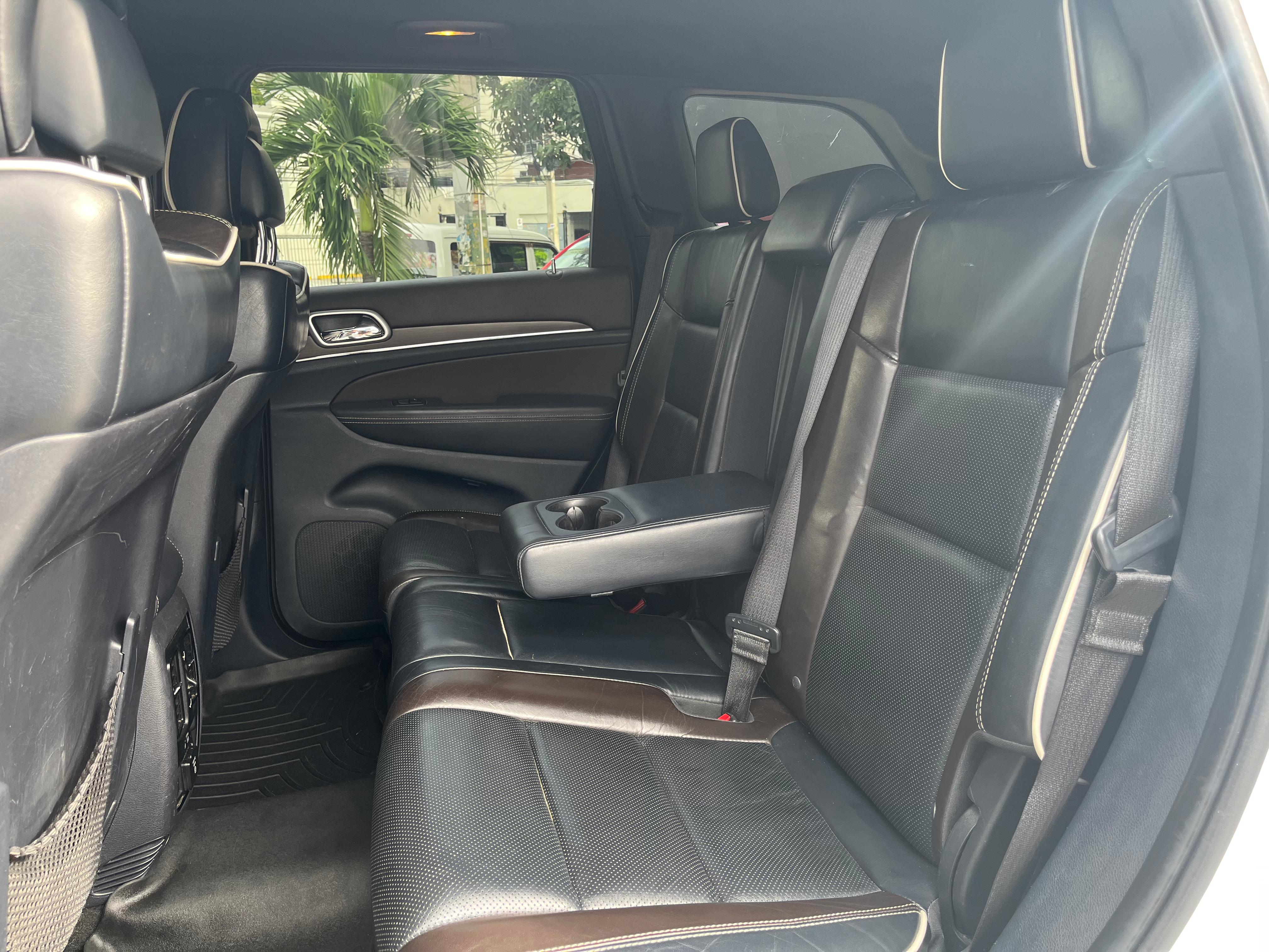 jeepetas y camionetas - JEEP GRAND CHEROKEE OVERLAND 2015 2