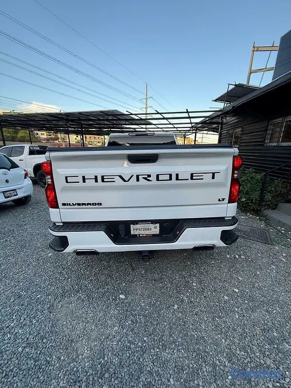 jeepetas y camionetas - Chevrolet Silverado 1500 LT 2020 2
