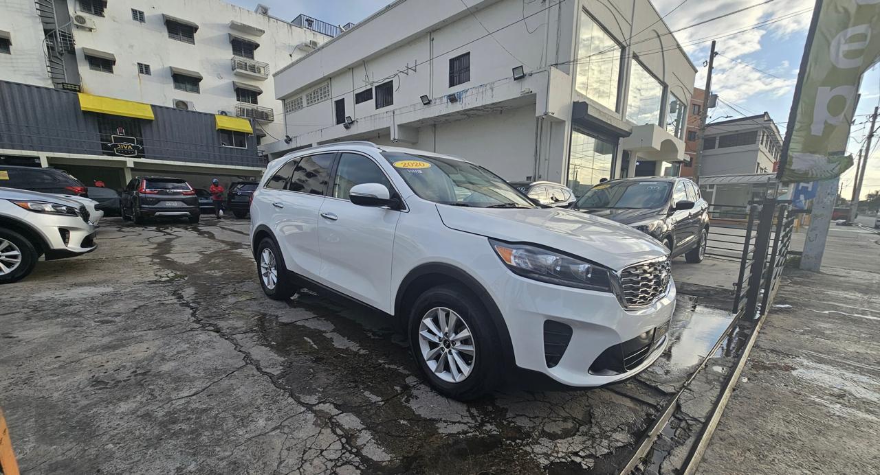 jeepetas y camionetas - 2020 Kia Sorento LX 5